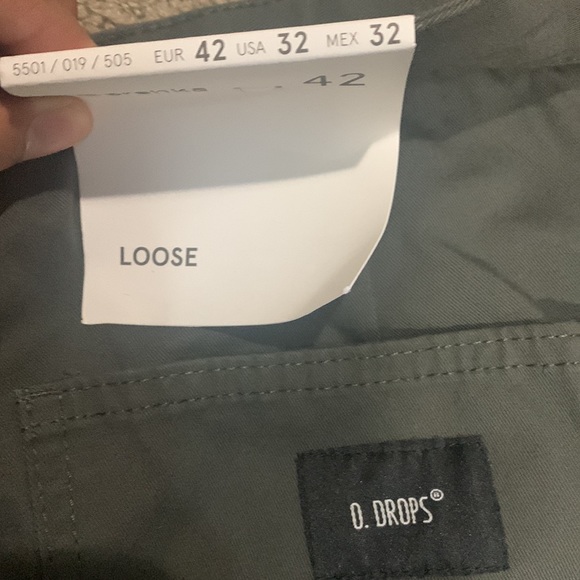 Green khaki pants - Picture 2 of 6